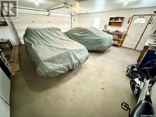 3 Scott Crescent, Weyburn, SK - Indoor Photo Showing Garage