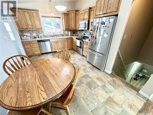 3 Scott Crescent, Weyburn, SK - Indoor Photo Showing Kitchen With Stainless Steel Kitchen