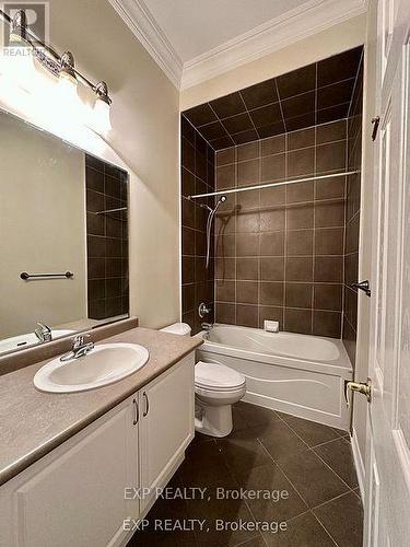 27 Butterwood Lane, Whitchurch-Stouffville (Stouffville), ON - Indoor Photo Showing Bathroom