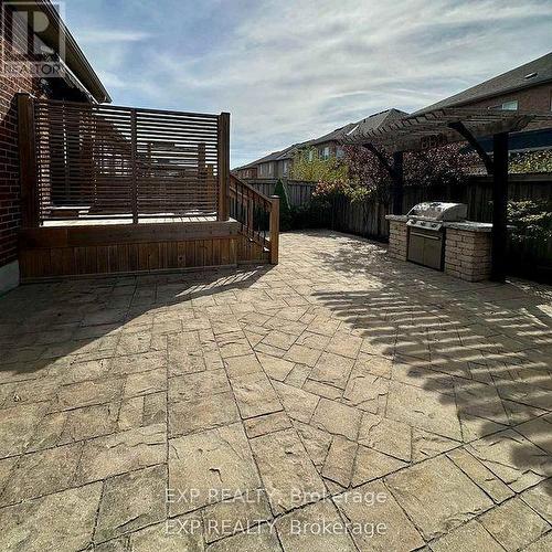 27 Butterwood Lane, Whitchurch-Stouffville (Stouffville), ON - Outdoor