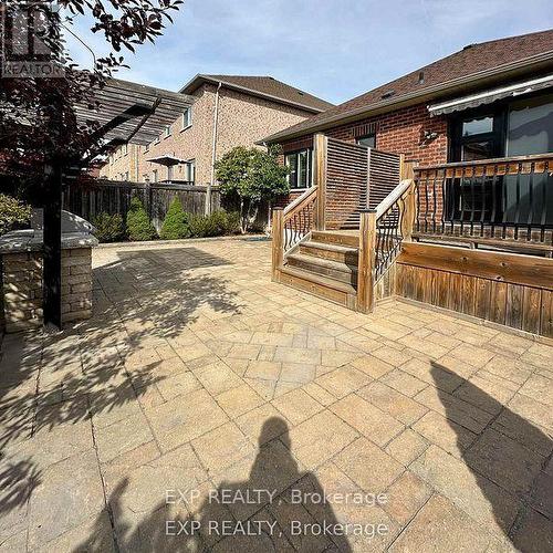 27 Butterwood Lane, Whitchurch-Stouffville (Stouffville), ON - Outdoor With Deck Patio Veranda