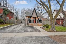 5805 BROOKFIELD AVENUE  Niagara Falls (Hospital), ON L2G 5P9