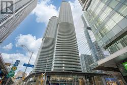 4809 - 14 YORK STREET  Toronto, ON M5J 2Z2