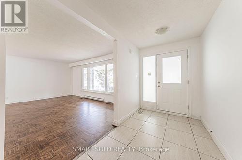 75 Stockdale Crescent, Richmond Hill, ON - Indoor Photo Showing Other Room