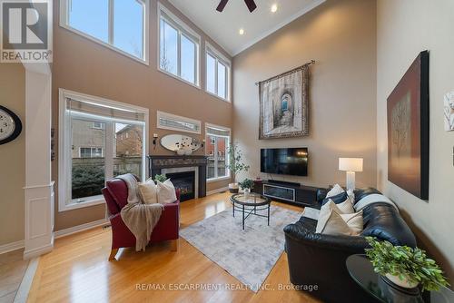3098 Baron Drive, Mississauga, ON - Indoor Photo Showing Living Room With Fireplace