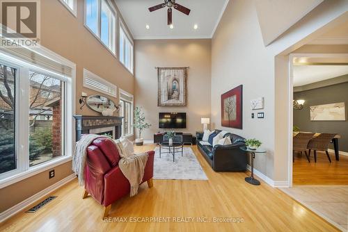 3098 Baron Drive, Mississauga, ON - Indoor With Fireplace