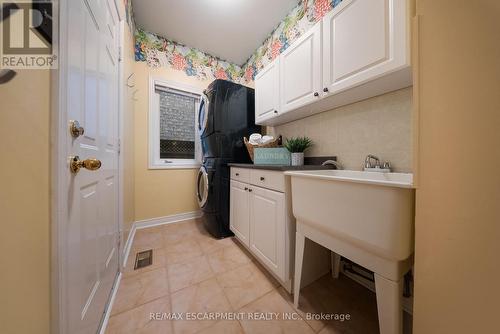 3098 Baron Drive, Mississauga, ON - Indoor