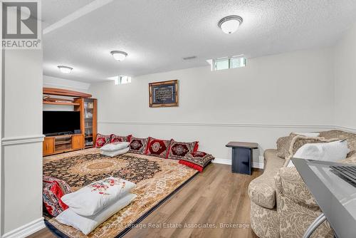 2543 Scarth Court, Mississauga, ON - Indoor Photo Showing Bedroom