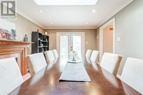 2557 Brasilia Circle, Mississauga, ON - Indoor Photo Showing Dining Room