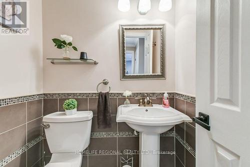 2557 Brasilia Circle, Mississauga, ON - Indoor Photo Showing Bathroom