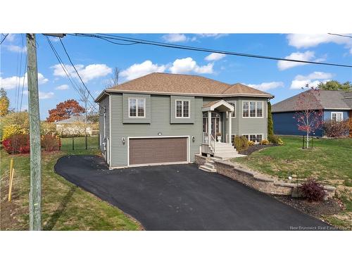 40 Eugene Crt, Dieppe, NB 