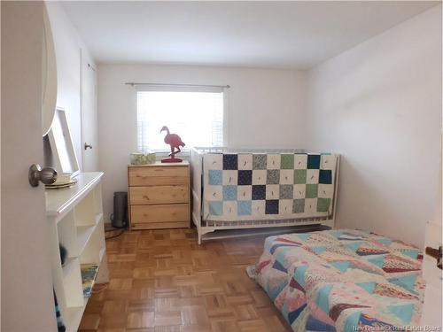 32 Connaught Ave, Moncton, NB 