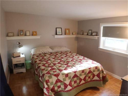 32 Connaught Ave, Moncton, NB 