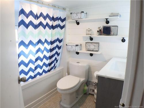 32 Connaught Ave, Moncton, NB 