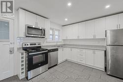 4 - 366 MARY STREET N  Oshawa, ON L1G 5C8