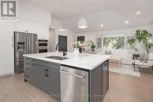 564 Maplehill Drive, Burlington, ON - Indoor Photo Showing Kitchen With Stainless Steel Kitchen With Double Sink With Upgraded Kitchen