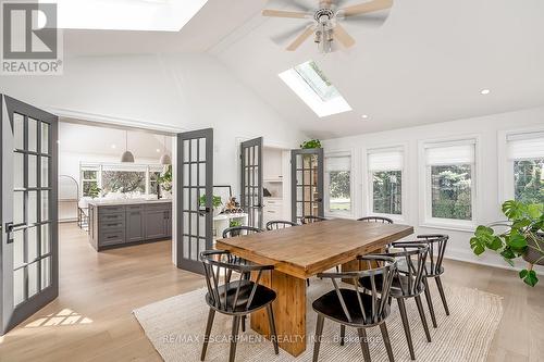 564 Maplehill Drive, Burlington, ON - Indoor Photo Showing Dining Room