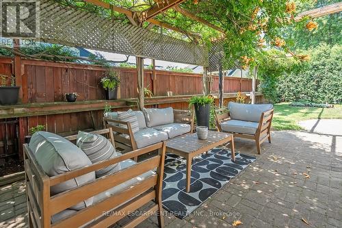564 Maplehill Drive, Burlington, ON - Outdoor With Deck Patio Veranda