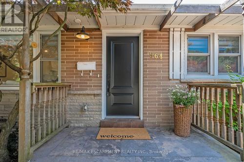 564 Maplehill Drive, Burlington, ON - Outdoor With Exterior