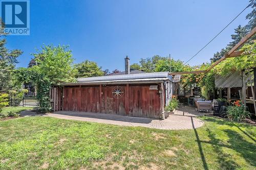 564 Maplehill Drive, Burlington, ON - Outdoor