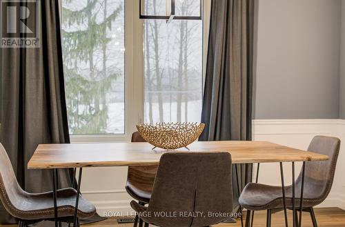 451 Knightsbridge Court, Waterloo, ON - Indoor Photo Showing Dining Room