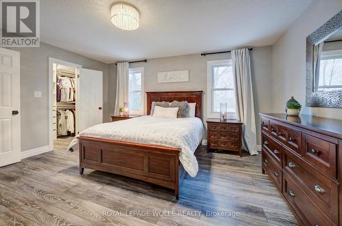 451 Knightsbridge Court, Waterloo, ON - Indoor Photo Showing Bedroom