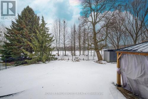 451 Knightsbridge Court, Waterloo, ON - Outdoor