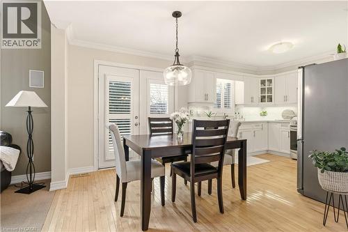 5205 Brada Crescent, Burlington, ON - Indoor Photo Showing Dining Room