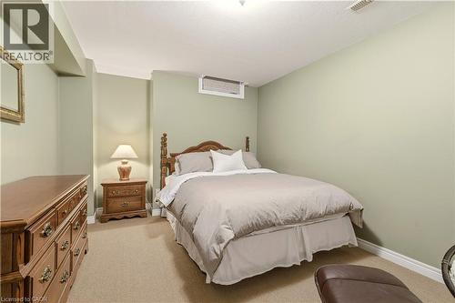 5205 Brada Crescent, Burlington, ON - Indoor Photo Showing Bedroom