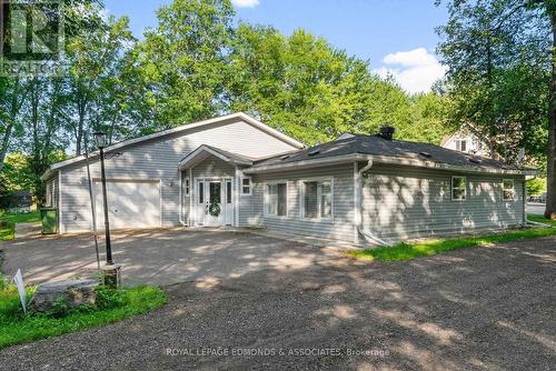 731 FRANCIE LANE  Laurentian Valley, ON K8A 6W2