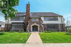 6 - 99 SOUTH DRIVE  St. Catharines (Old Glenridge), ON L2R 0C5