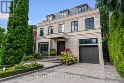 221 DUNVEGAN ROAD  Toronto, ON M5P 2P3