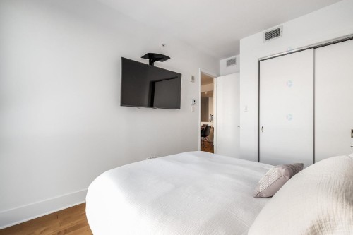 Bedroom - 611-901 Rue De La Commune E., Montréal (Ville-Marie), QC - Indoor Photo Showing Bedroom