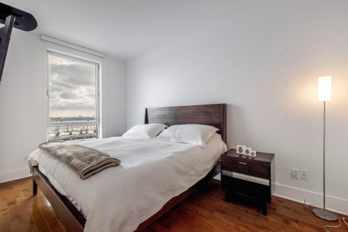 Bedroom - 611-901 Rue De La Commune E., Montréal (Ville-Marie), QC - Indoor Photo Showing Bedroom