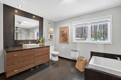 Ensuite bathroom - 