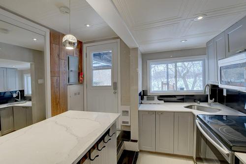Cuisinette - 26 White Pine Drive, Beaconsfield, QC - Indoor Photo Showing Kitchen