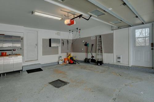 Garage - 26 White Pine Drive, Beaconsfield, QC - Indoor Photo Showing Garage