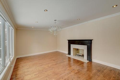 Salon - 26 White Pine Drive, Beaconsfield, QC - Indoor With Fireplace