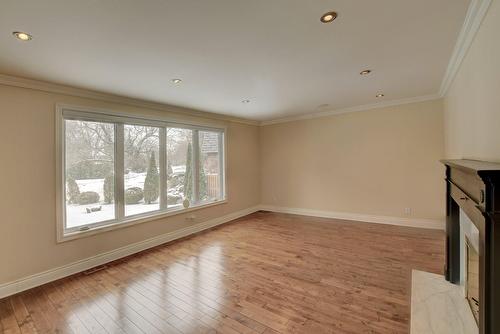 Salon - 26 White Pine Drive, Beaconsfield, QC - Indoor Photo Showing Other Room