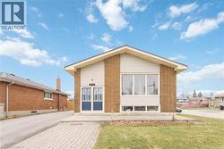 517 MOHAWK Road W Unit# Main  Hamilton, ON L9C 1X3