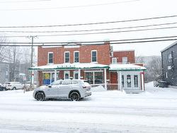 250  - 254 Rue St-Jean  Drummondville, QC J2B 5L3