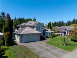 729 Crown Isle Dr  Courtenay, BC V9N 8R5