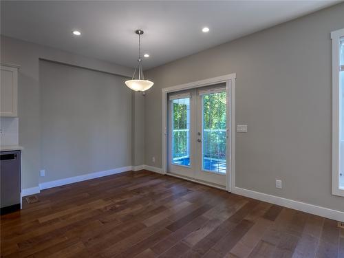 118-1675 Penticton Avenue, Penticton, BC - Indoor Photo Showing Other Room