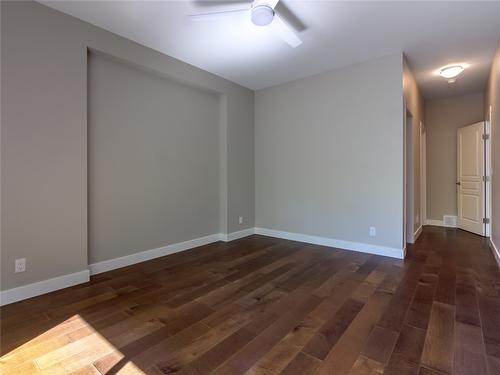 118-1675 Penticton Avenue, Penticton, BC - Indoor Photo Showing Other Room