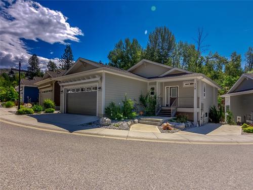 118-1675 Penticton Avenue, Penticton, BC - Outdoor