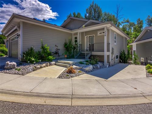 118-1675 Penticton Avenue, Penticton, BC - Outdoor
