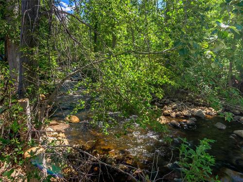 118-1675 Penticton Avenue, Penticton, BC - Outdoor