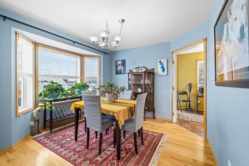 1625 Staple Crescent, Cranbrook, BC - Indoor Photo Showing Dining Room