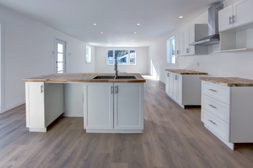 Kitchen - 45 Rue Des Pionniers, Saint-Côme, QC - Indoor Photo Showing Kitchen With Double Sink