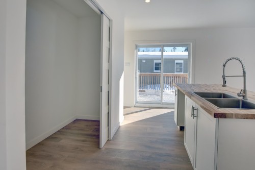 Kitchen - 45 Rue Des Pionniers, Saint-Côme, QC - Indoor Photo Showing Kitchen With Double Sink